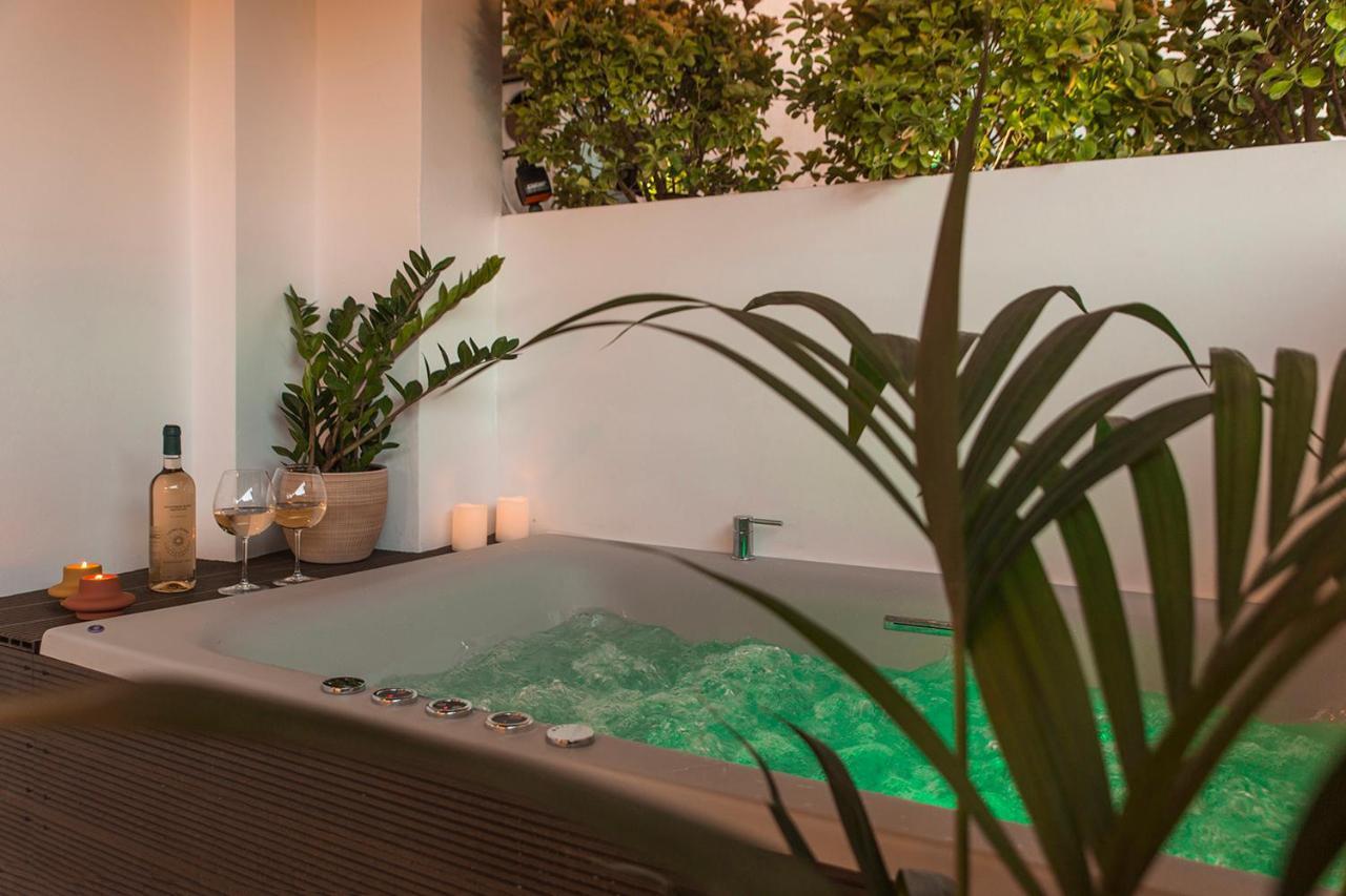 Luxury Apartment With Jacuzzi Close To Acropolis - Living Stone Zircon Αθήνα Εξωτερικό φωτογραφία
