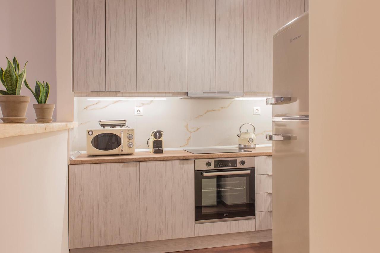 Luxury Apartment With Jacuzzi Close To Acropolis - Living Stone Zircon Αθήνα Εξωτερικό φωτογραφία